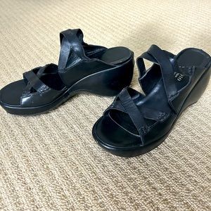 Via Spiga wedge heels in black leather , sz US9.5